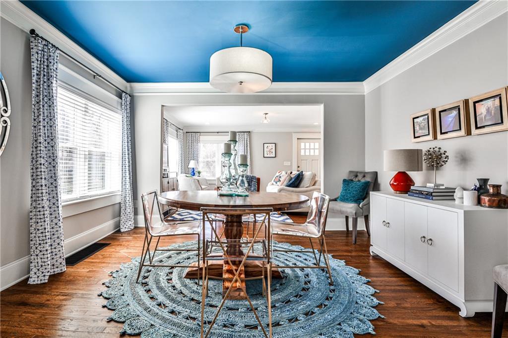 17 Bates Avenue SE