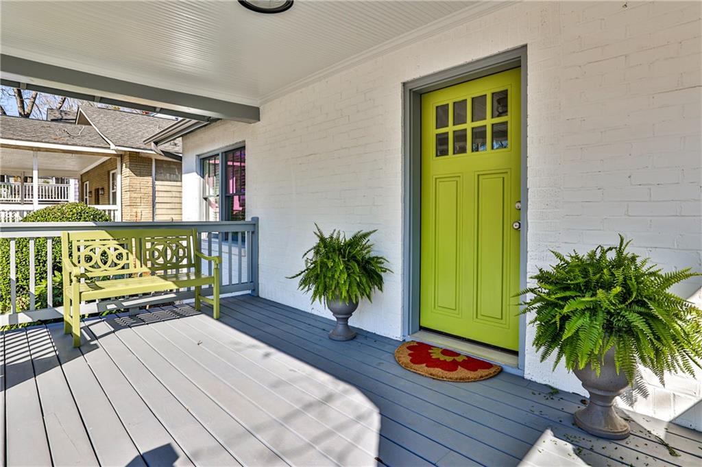 17 Bates Avenue SE