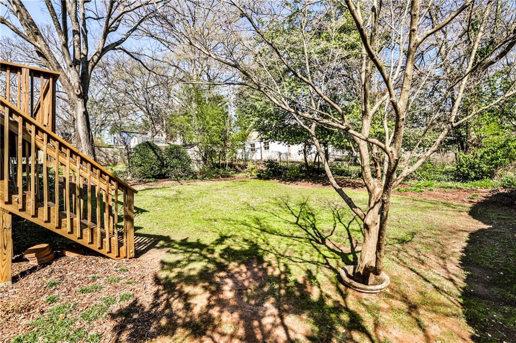 17 Bates Avenue SE