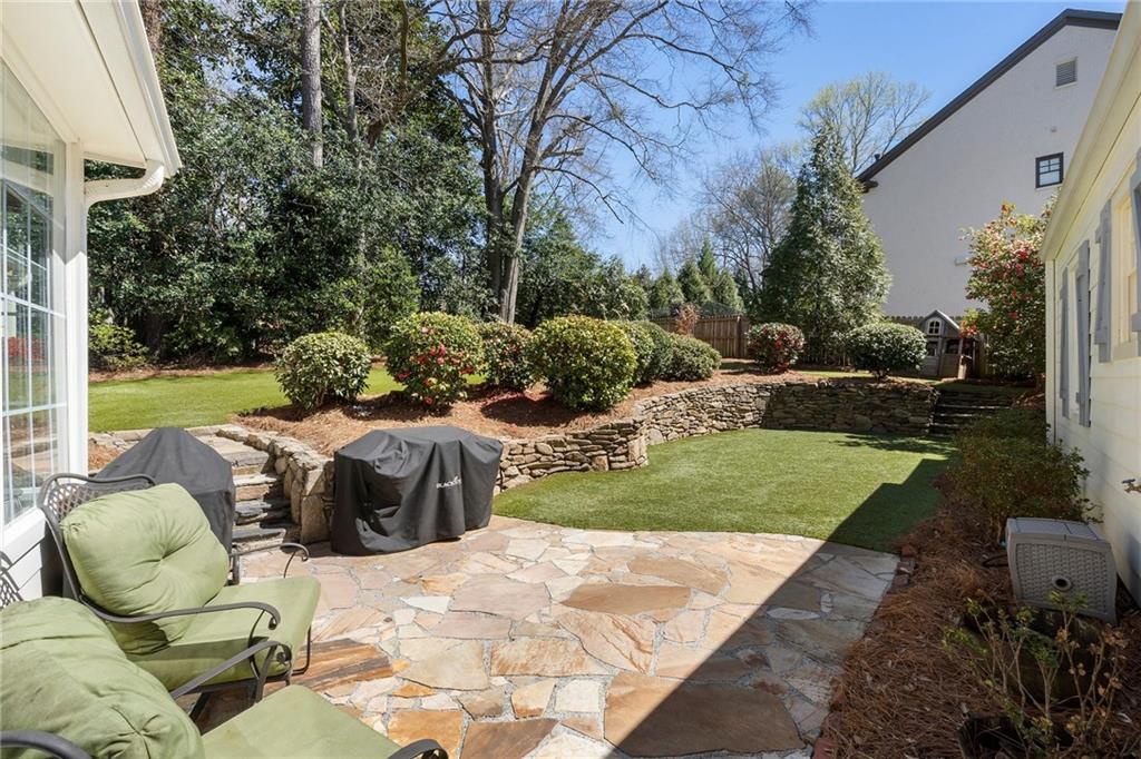 1015 Peachtree Battle Circle