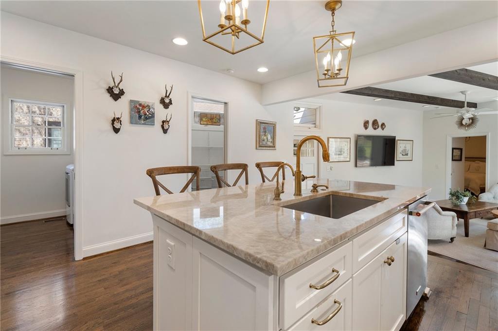 1015 Peachtree Battle Circle