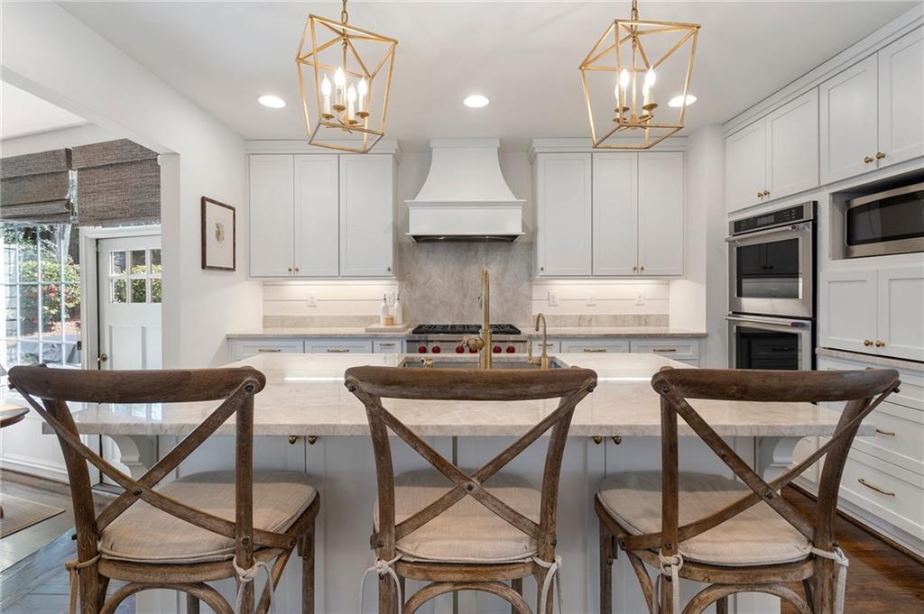 1015 Peachtree Battle Circle