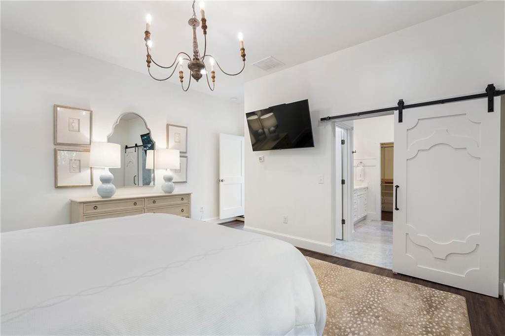 1015 Peachtree Battle Circle