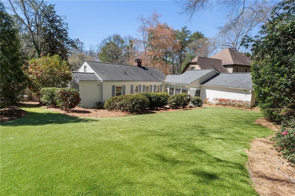 1015 Peachtree Battle Circle