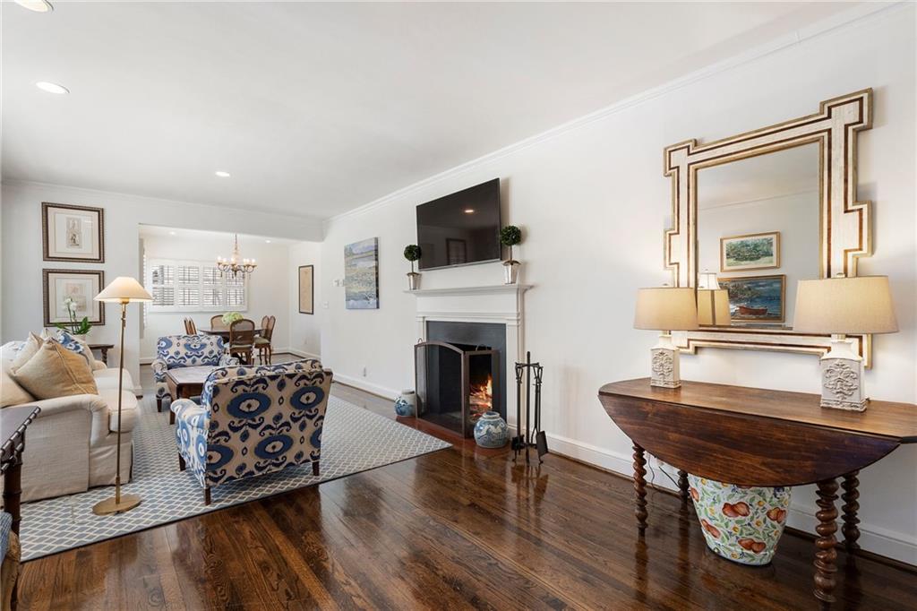 1015 Peachtree Battle Circle