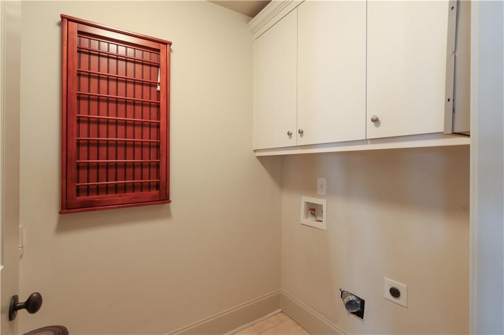 423 Georgia Avenue SE Unit 301