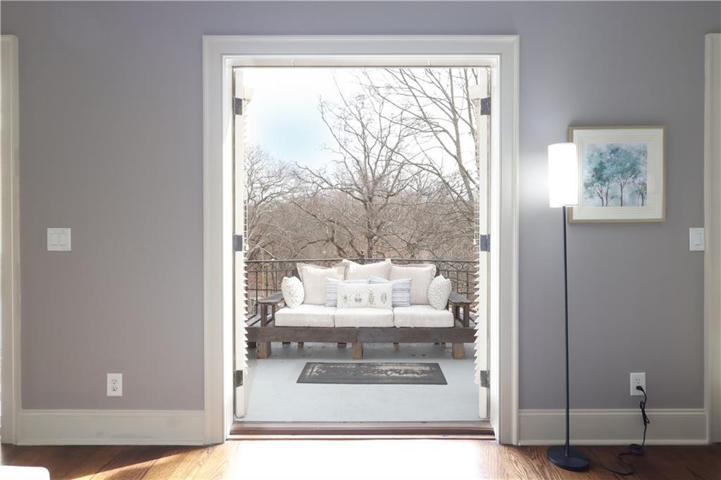 423 Georgia Avenue SE Unit 301