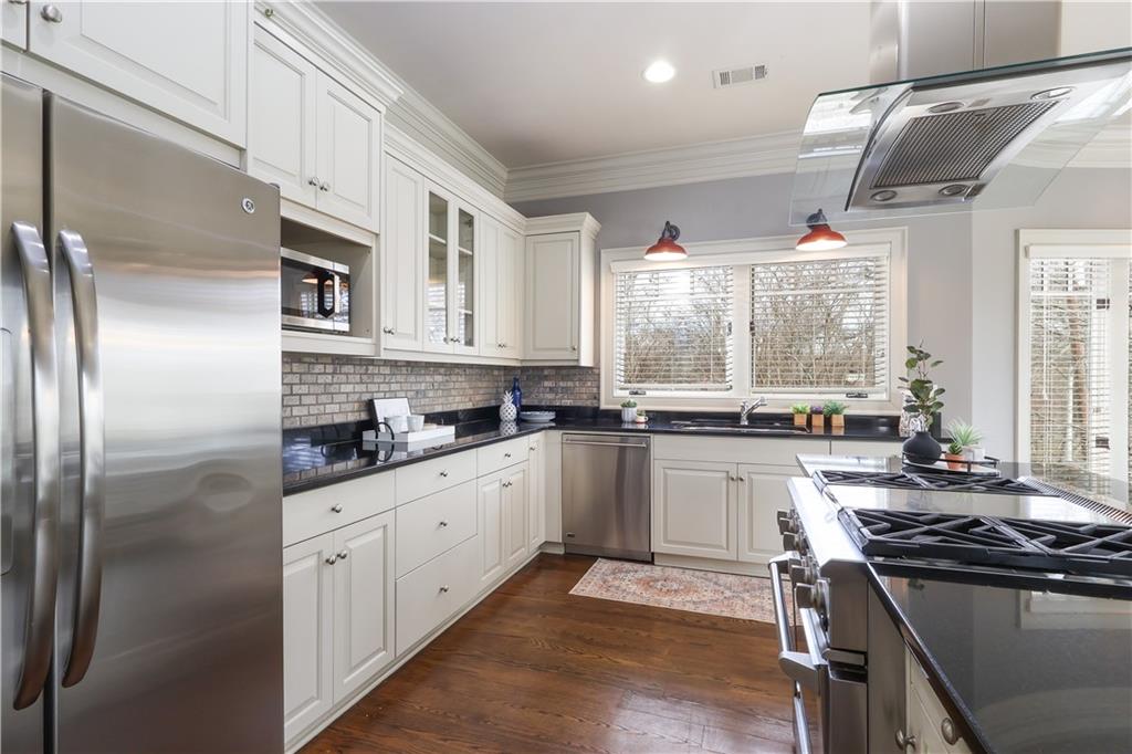 423 Georgia Avenue SE Unit 301