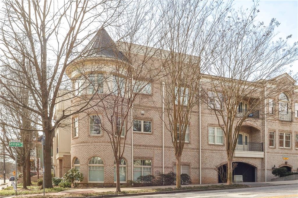 423 Georgia Avenue SE Unit 301