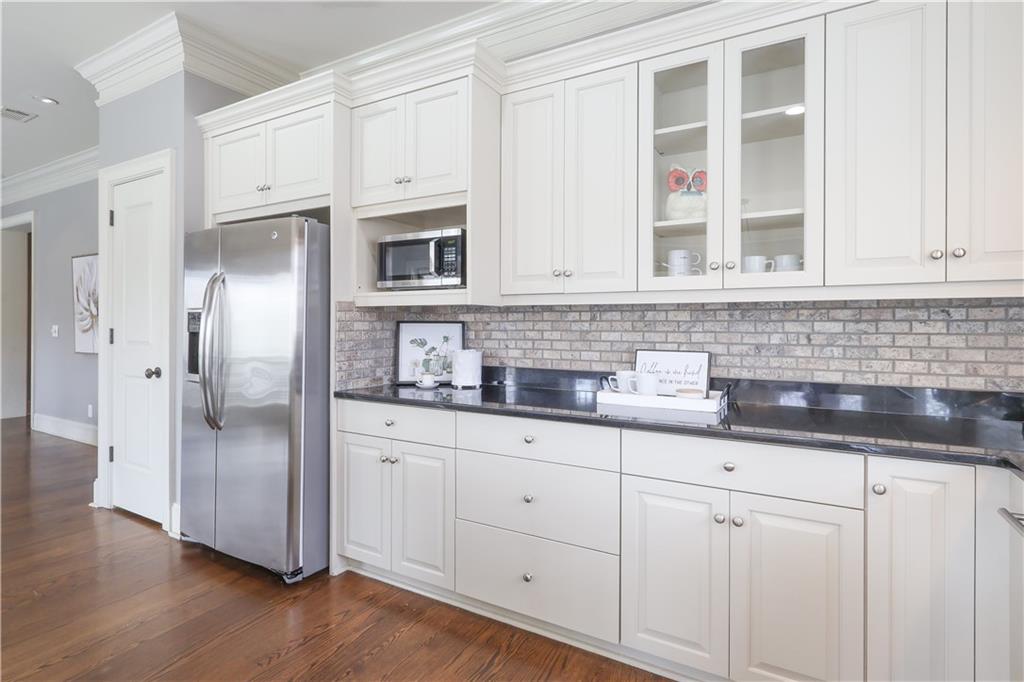 423 Georgia Avenue SE Unit 301