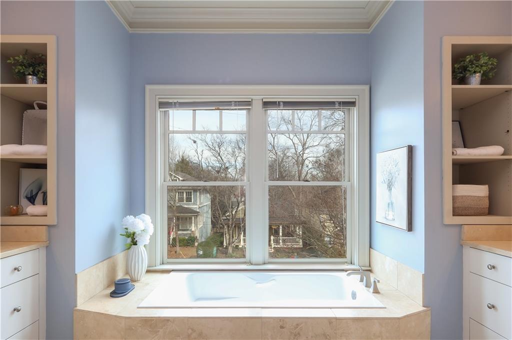 423 Georgia Avenue SE Unit 301