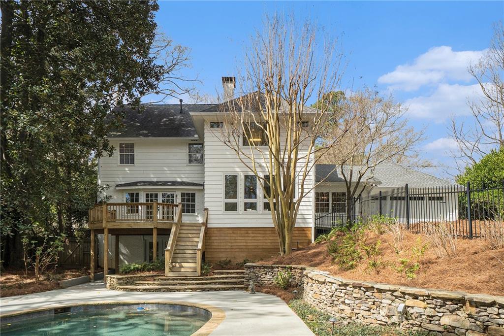 3391 Pinestream Road NW