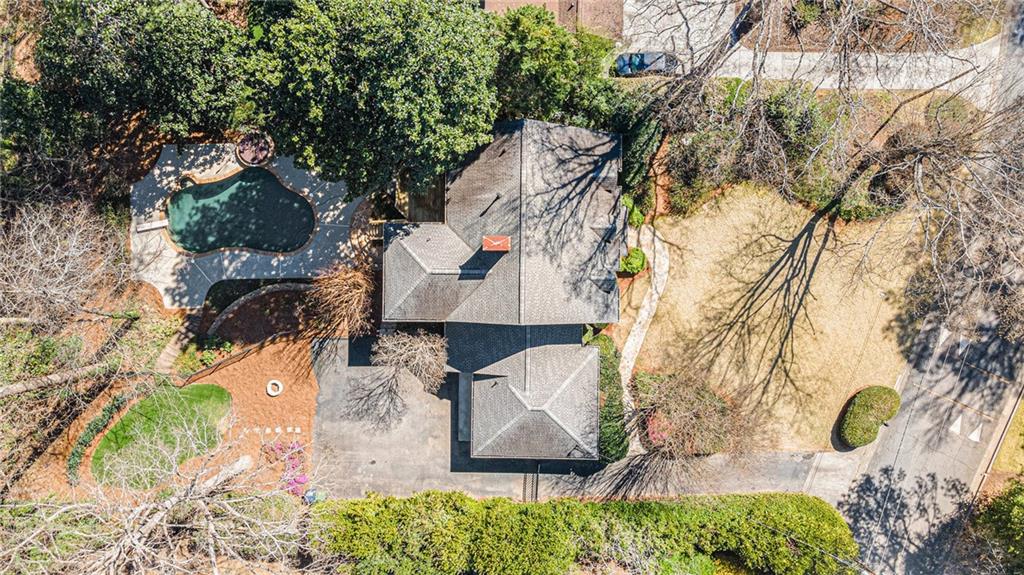 3391 Pinestream Road NW