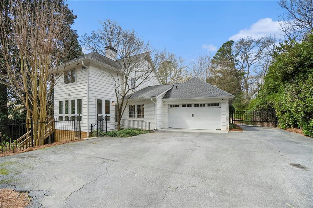 3391 Pinestream Road NW