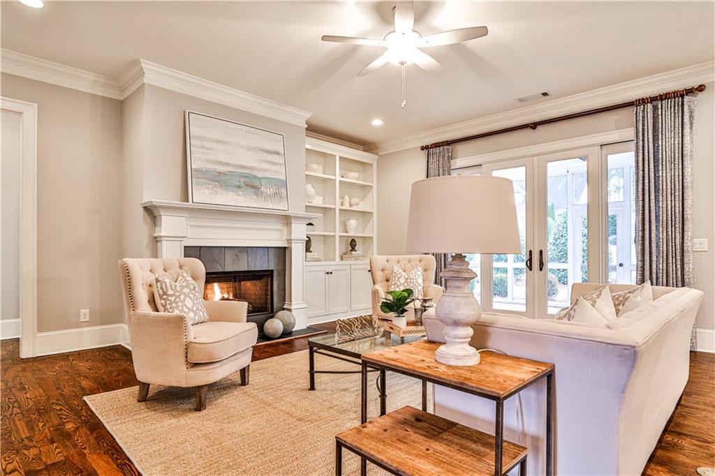 1706 Bent Pine Lane