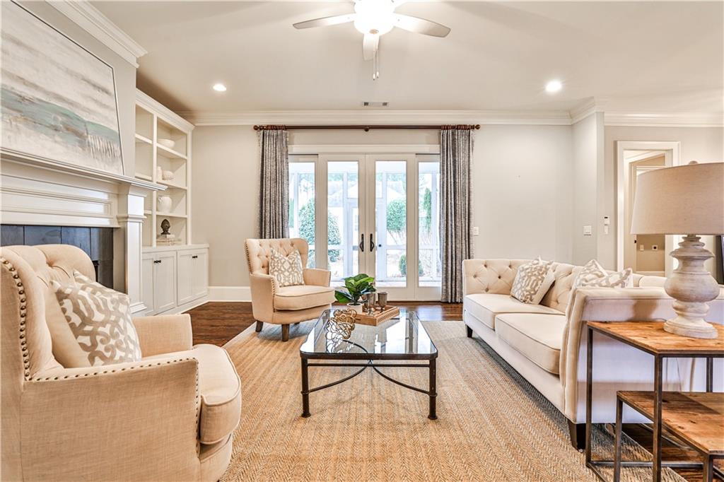 1706 Bent Pine Lane