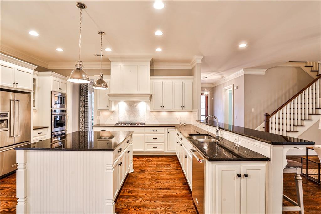 1706 Bent Pine Lane