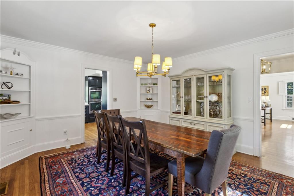 435 Collier Road NW