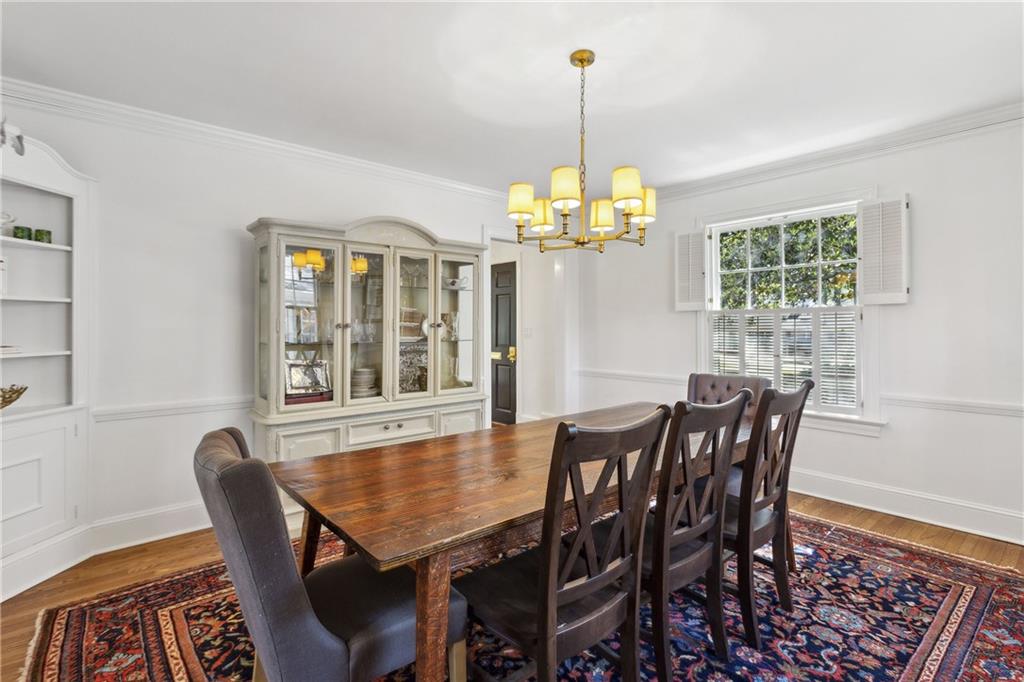 435 Collier Road NW