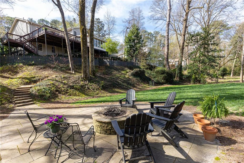 3605 Wood Valley Court NE