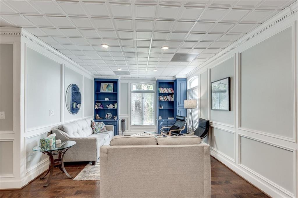 6065 LAKE FORREST Drive NW Unit Suite 170