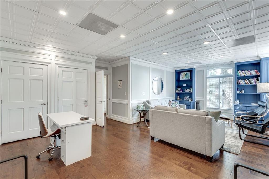 6065 LAKE FORREST Drive NW Unit Suite 170