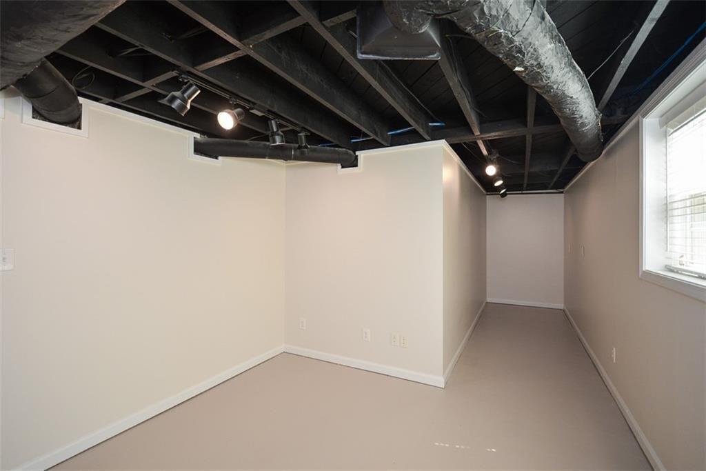 4400 Huntington Circle