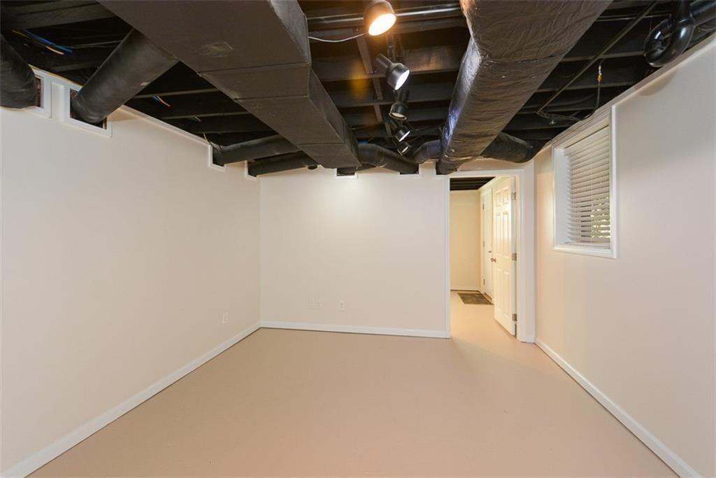 4400 Huntington Circle