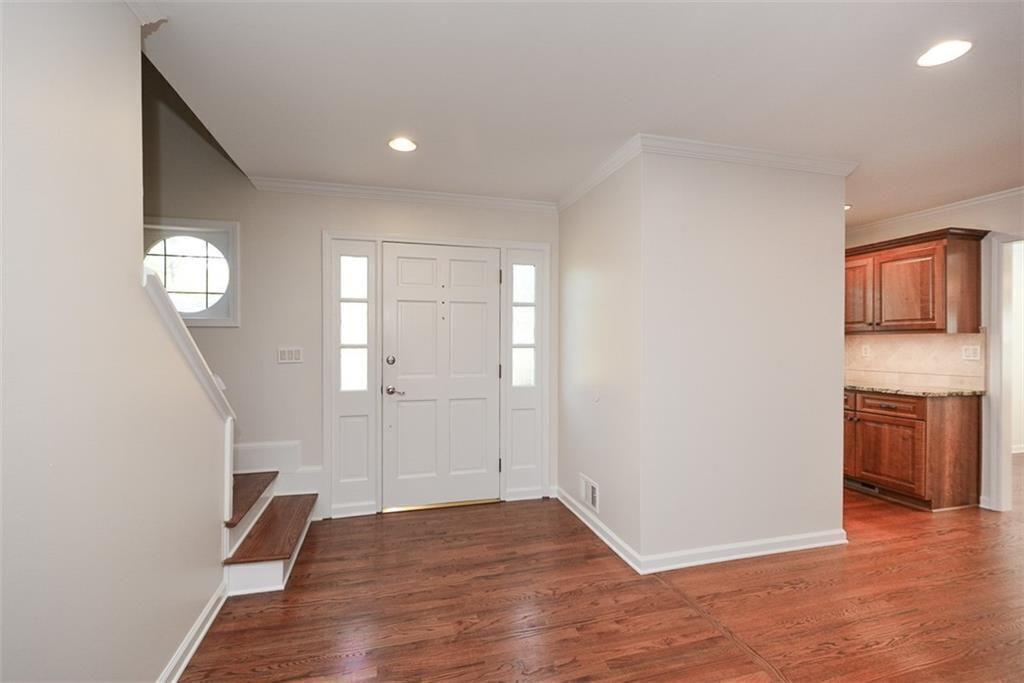 4400 Huntington Circle