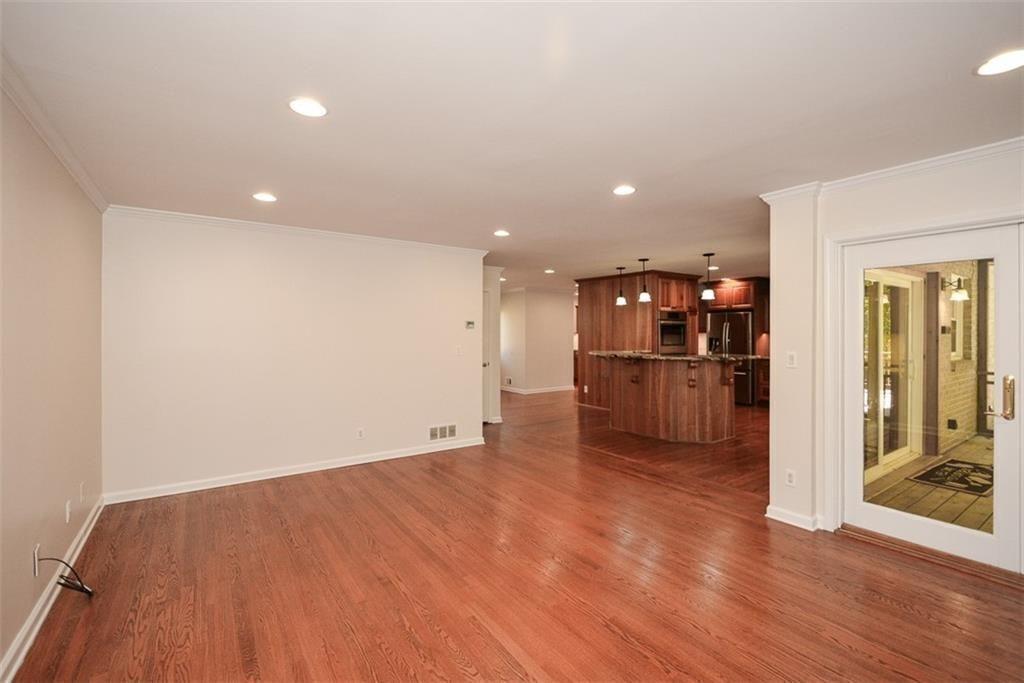 4400 Huntington Circle