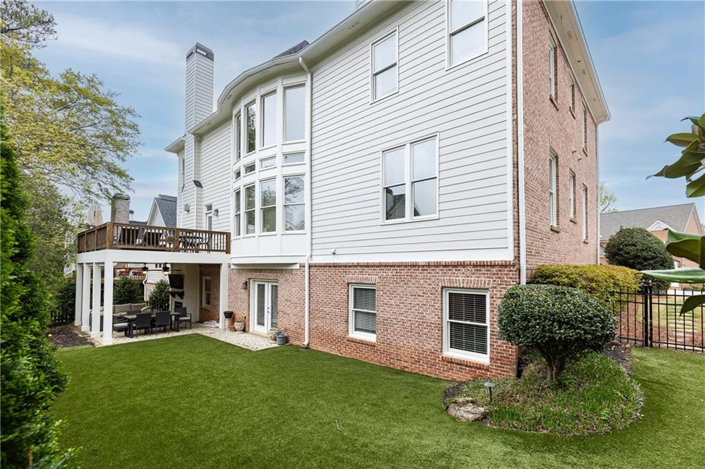 120 Windsor Cove