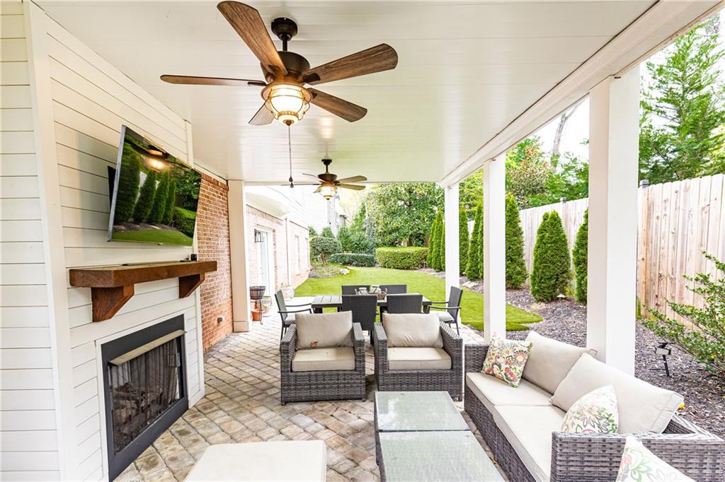 120 Windsor Cove