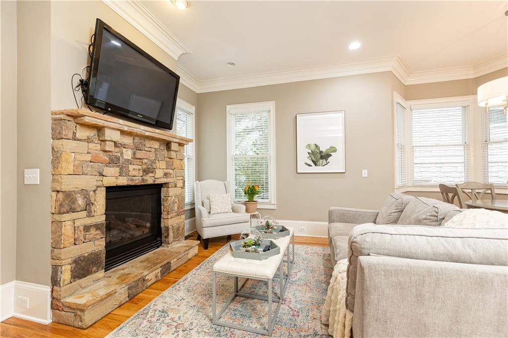 120 Windsor Cove