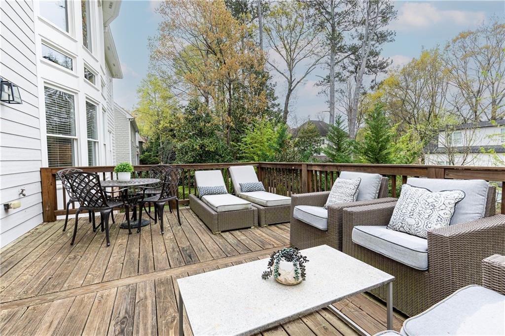 120 Windsor Cove