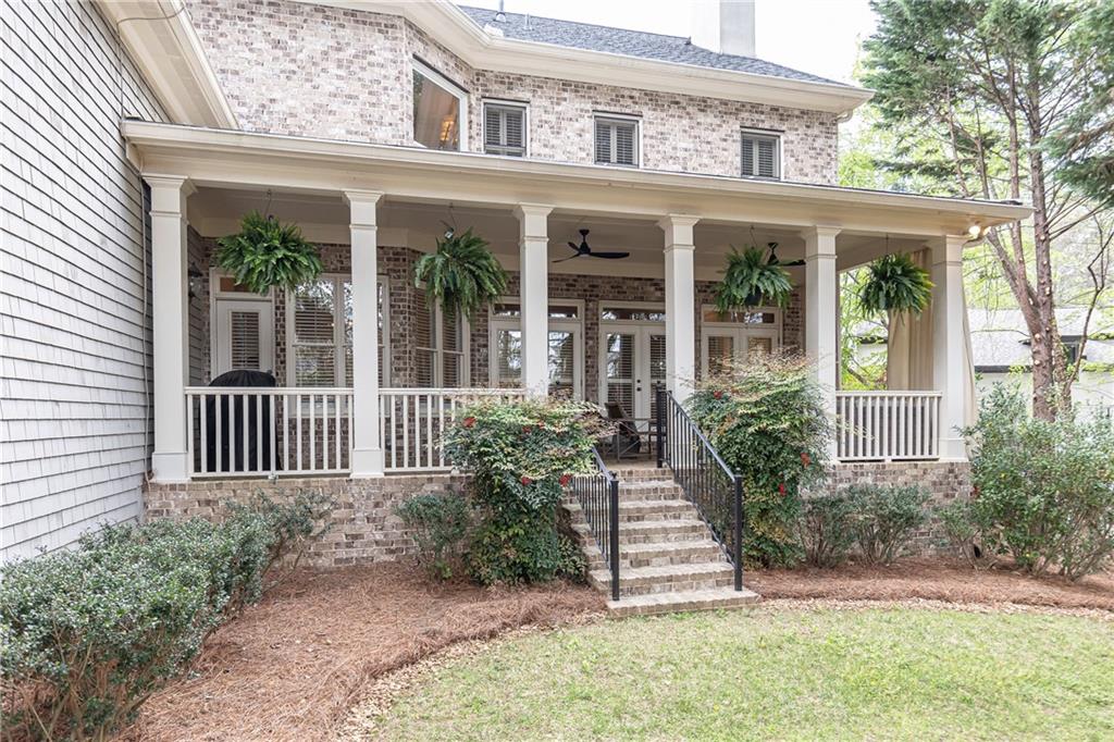 570 Glengate Cove