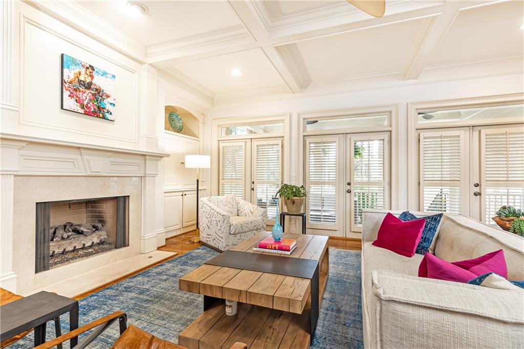 570 Glengate Cove