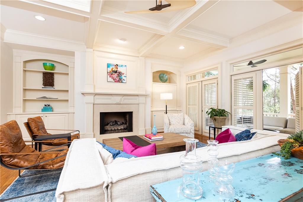 570 Glengate Cove