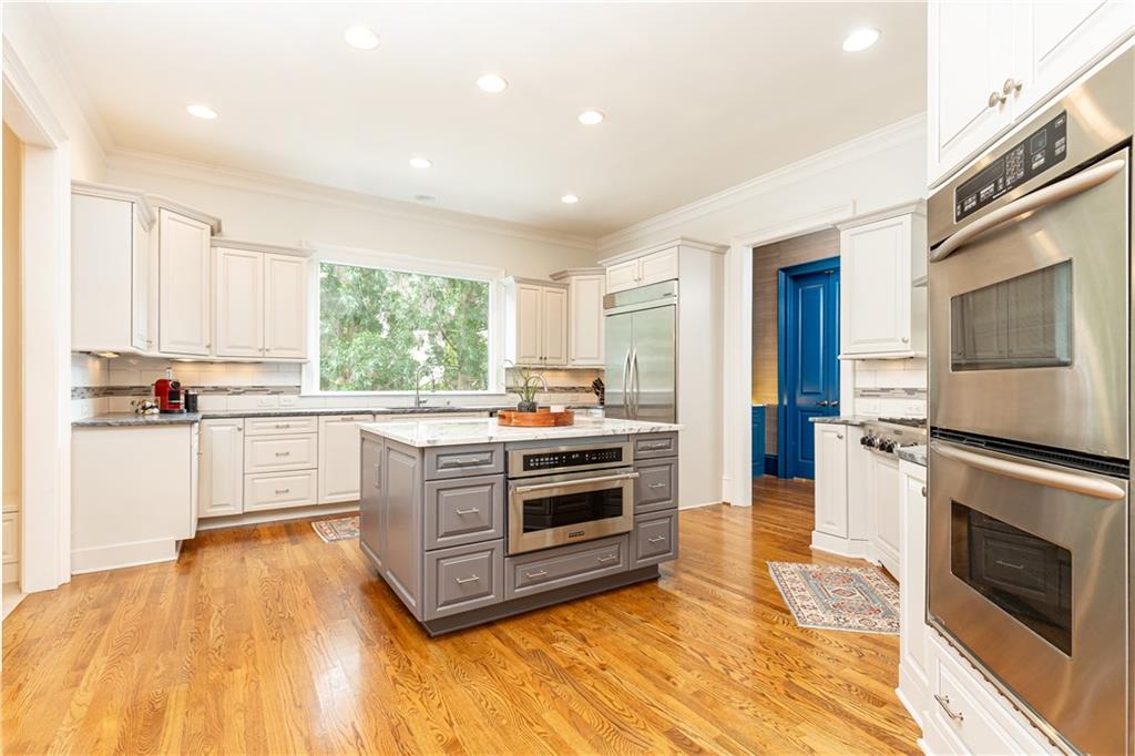570 Glengate Cove