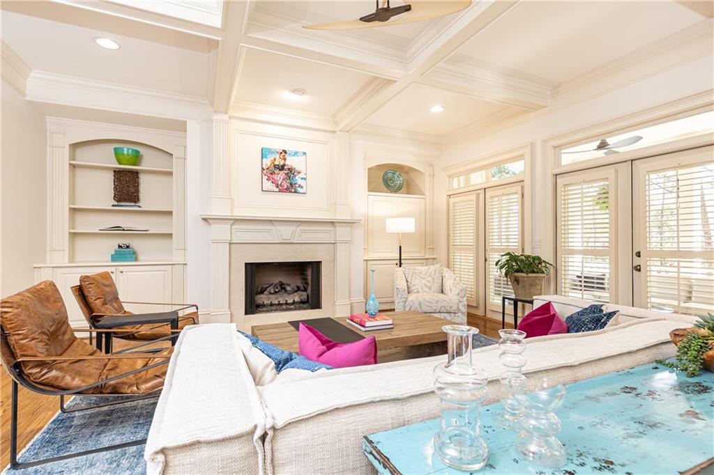 570 Glengate Cove