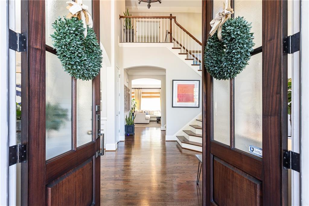 825 Glengate Place