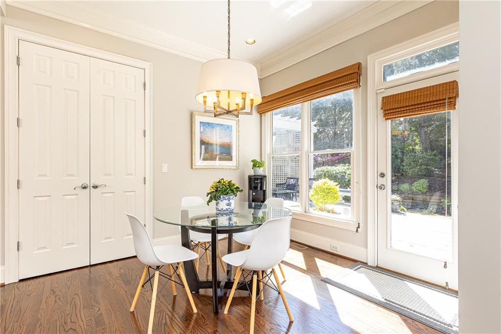 825 Glengate Place