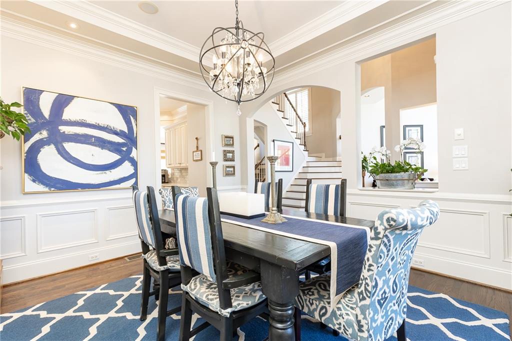825 Glengate Place