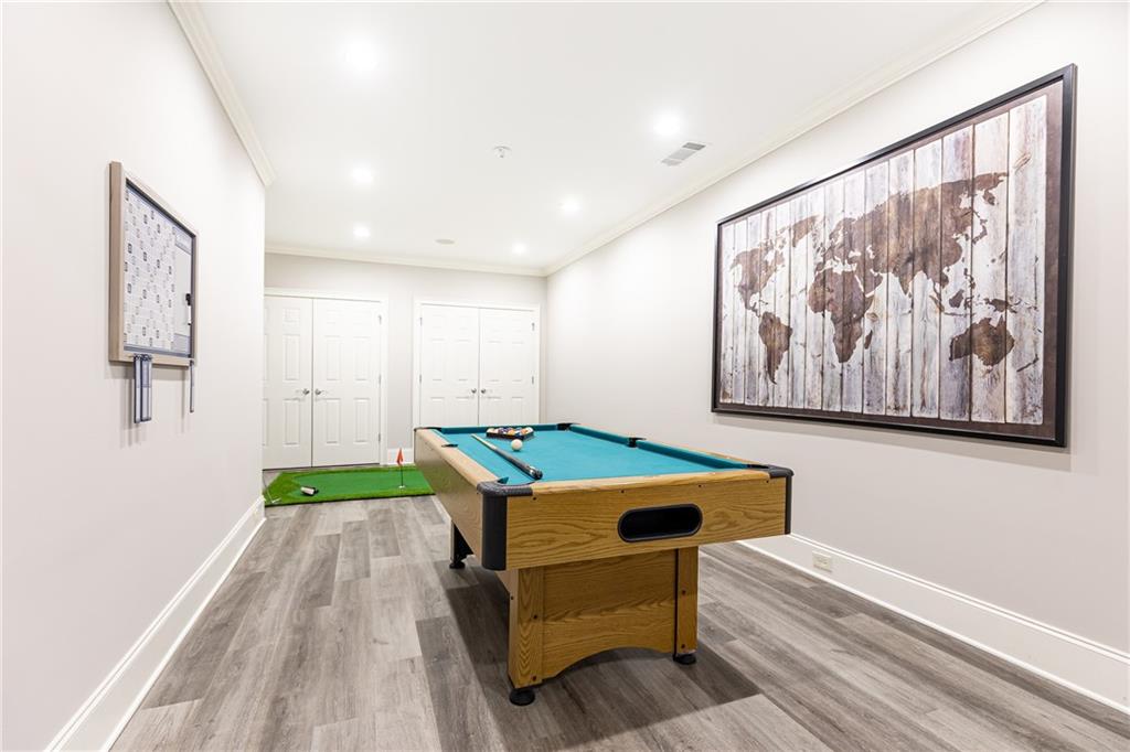 825 Glengate Place