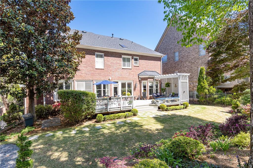825 Glengate Place