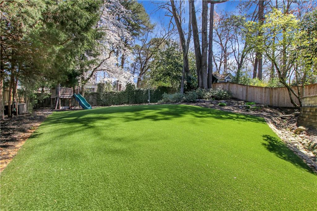 11 Collier Lane NW