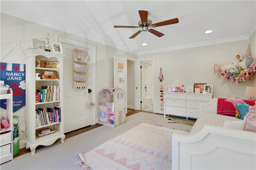 11 Collier Lane NW