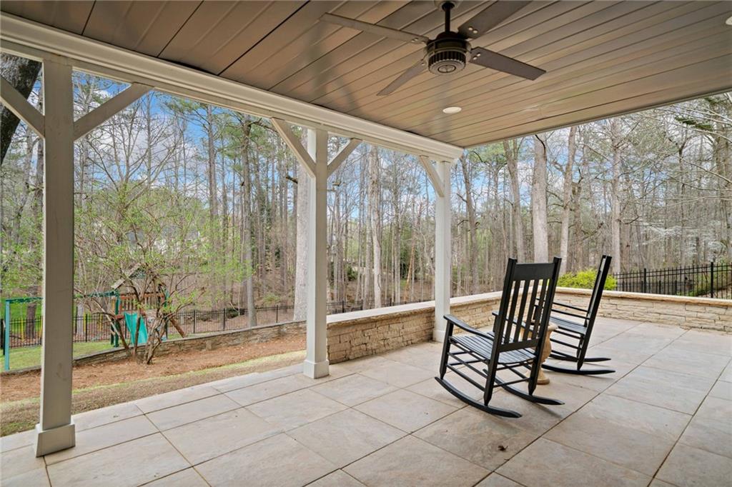 895 Hampton Bluff Drive