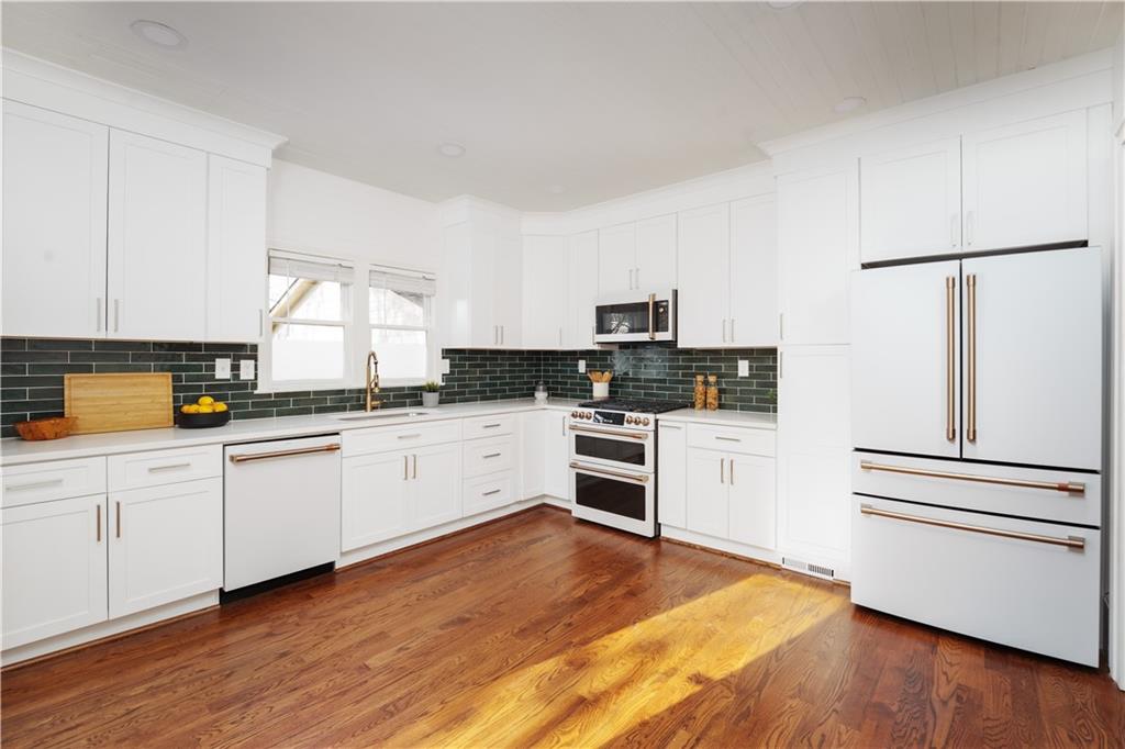 84 Chester Avenue SE