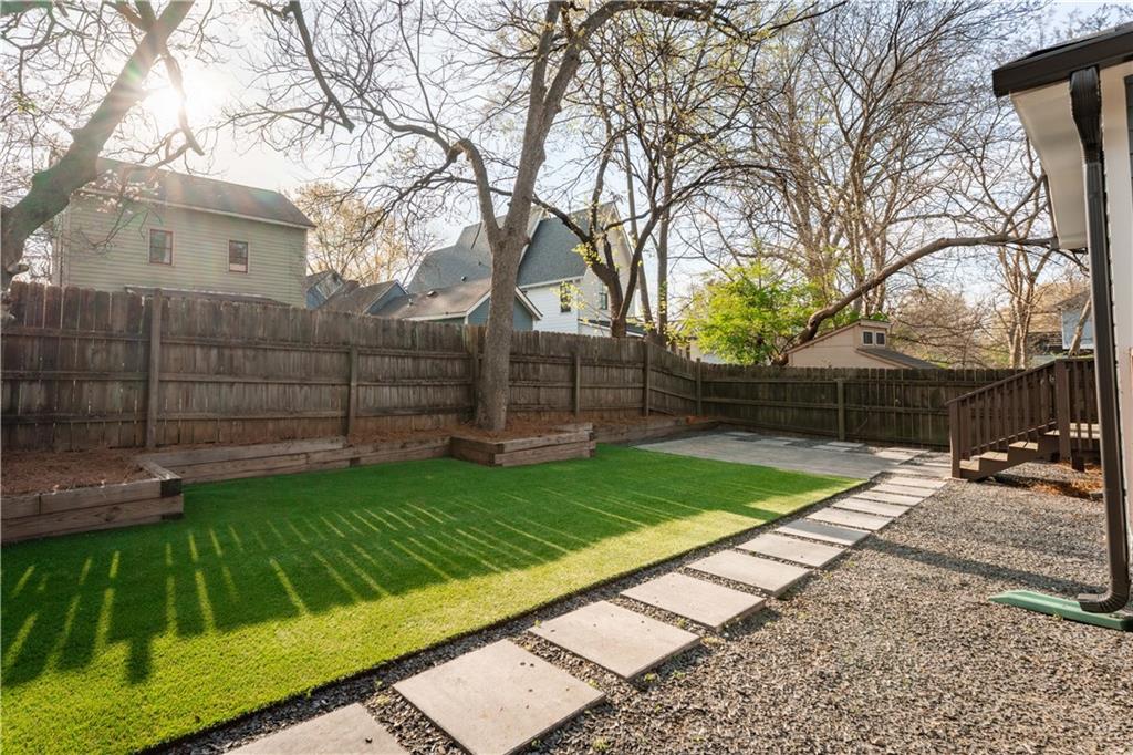 84 Chester Avenue SE