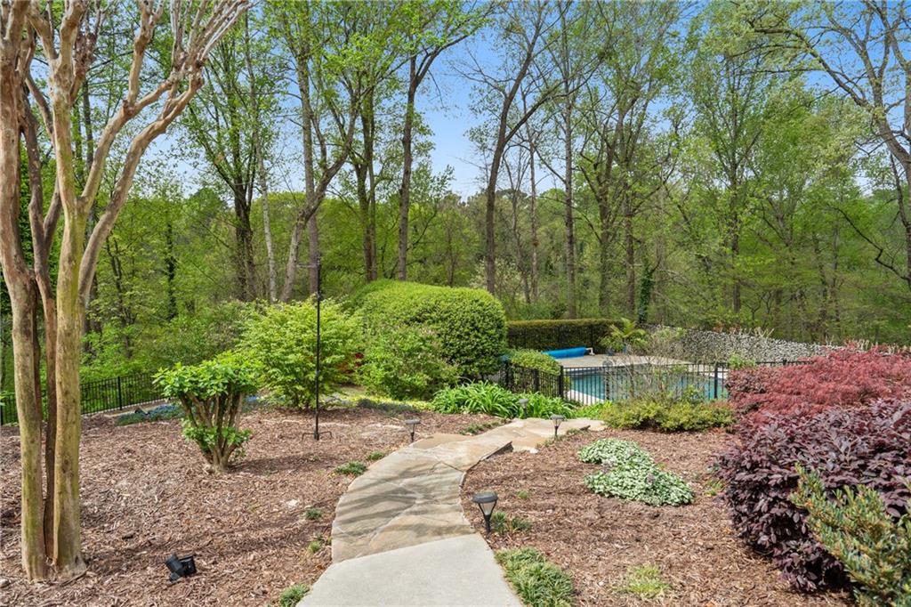 1724 Ridge Valley Court NW